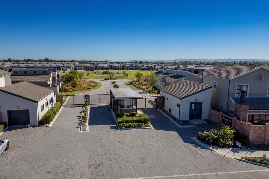 4 Bedroom Property for Sale in Westbrook Eastern Cape